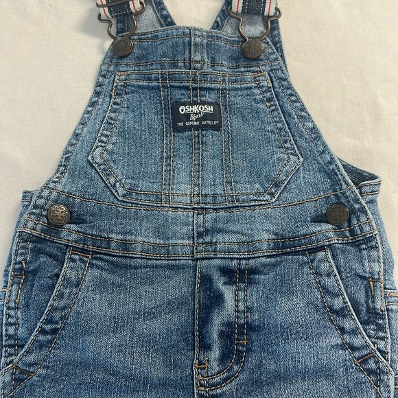 B’Gosh - carpenter style denim overalls with adjustable retro straps. - Picture 3 of 5